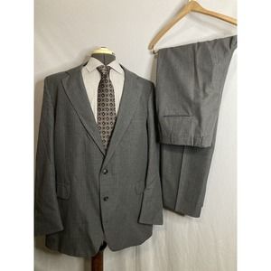 Mens Suit 44L 43x33 Gray Stripe 2 Piece Blazer Sport Coat Jacket Wool Stafford